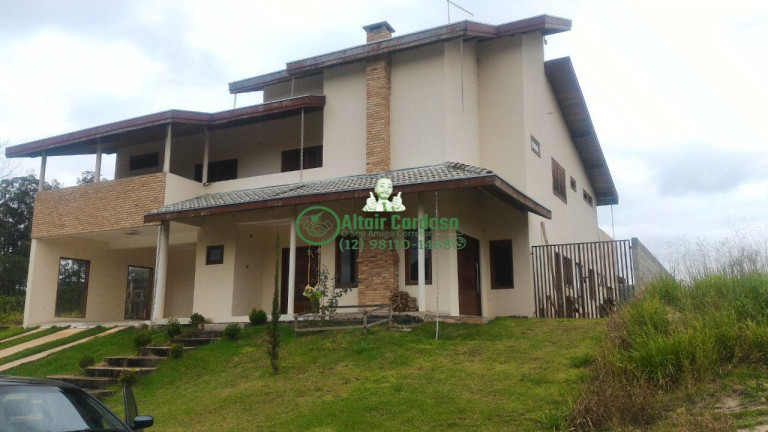 Imagem Casa de Condomínio com 5 Quartos à Venda, 500 m² em Centro - Jambeiro