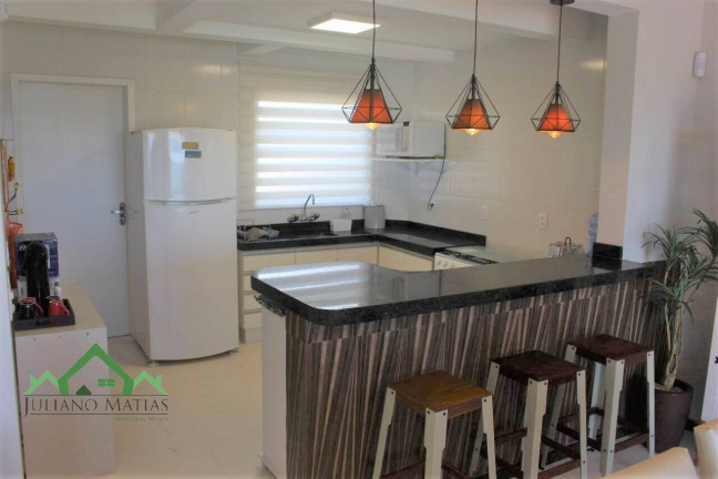 Imagem Sobrado com 5 Quartos à Venda, 204 m² em Itajuba - Barra Velha