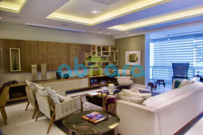 Imagem Apartamento com 3 Quartos à Venda, 200 m² em Leblon - Rio De Janeiro Imagem Apartamento com 3 Quartos à Venda, 200 m² em Leblon - Rio De Janeiro