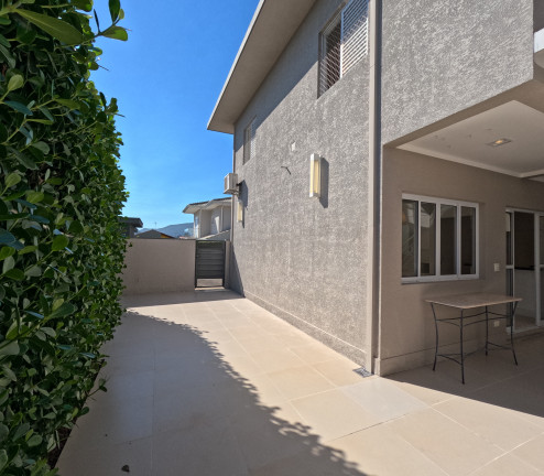 Imagem Casa com 3 Quartos à Venda, 150 m² em Vila Petrópolis - Atibaia Imagem Casa com 3 Quartos à Venda, 150 m² em Vila Petrópolis - Atibaia