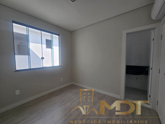 Imagem Casa com 4 Quartos à Venda, 209 m² em Planalto - Belo Horizonte