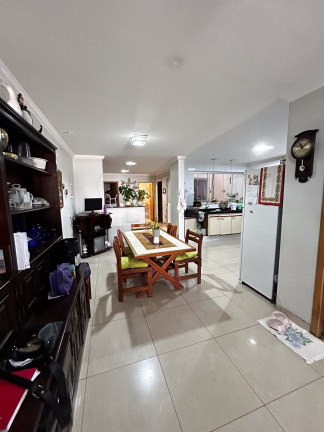 Imagem Casa com 4 Quartos à Venda, 200 m² em Núcleo Bandeirante - Brasília