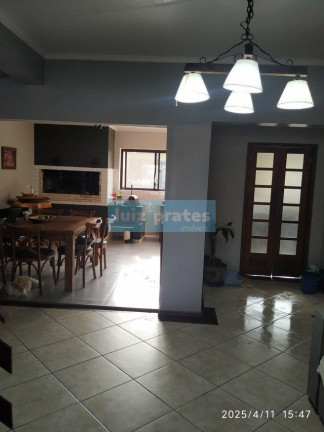 Imagem Casa com 3 Quartos à Venda, 423 m² em Laranjal - Pelotas