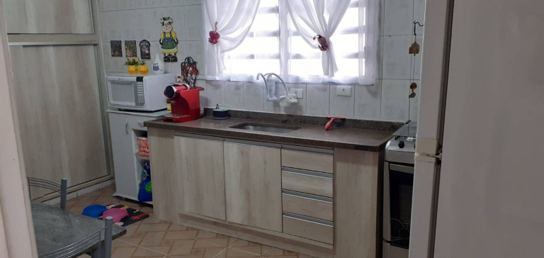 Imagem Casa com 2 Quartos à Venda, 224 m² em Taboão - Diadema
