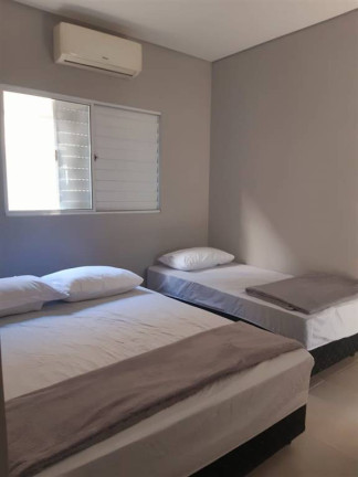 Imagem Casa com 3 Quartos à Venda, 179 m² em Jd. Marcia - Peruibe Imagem Casa com 3 Quartos à Venda, 179 m² em Jd. Marcia - Peruibe