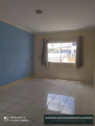 Imagem Casa com 3 Quartos à Venda,  em Ibituruna - Montes Claros