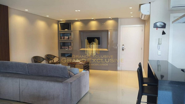 Imagem Apartamento com 3 Quartos à Venda, 130 m² em Centro - Balneário Camboriú Imagem Apartamento com 3 Quartos à Venda, 130 m² em Centro - Balneário Camboriú