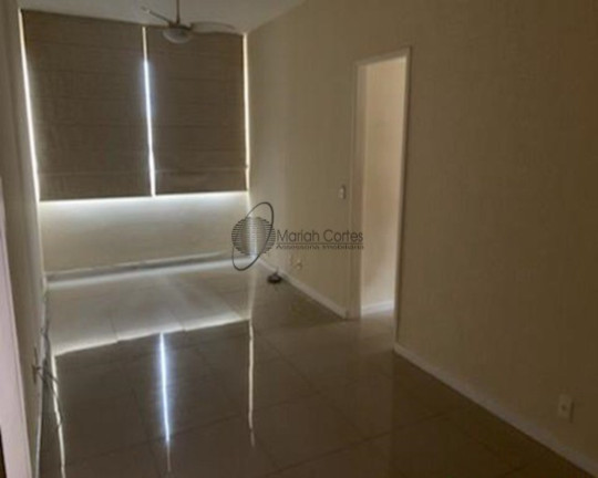 Imagem Imóvel com 3 Quartos à Venda, 97 m² em Icaraí - Niterói Imagem Imóvel com 3 Quartos à Venda, 97 m² em Icaraí - Niterói