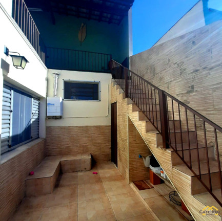 Imagem Casa com 2 Quartos à Venda, 211 m² em Vila Rami - Jundiaí Imagem Casa com 2 Quartos à Venda, 211 m² em Vila Rami - Jundiaí