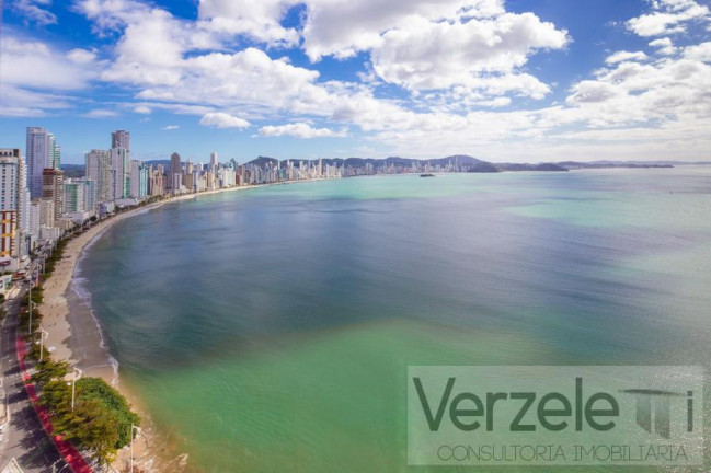 Imagem Apartamento com 4 Quartos à Venda, 238 m² em Centro - Balneário Camboriú