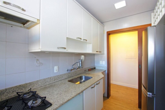 Imagem Imóvel com 2 Quartos à Venda, 143 m² em Menino Deus - Porto Alegre Imagem Imóvel com 2 Quartos à Venda, 143 m² em Menino Deus - Porto Alegre