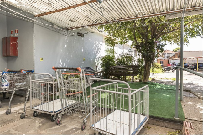 Imagem Apartamento com 2 Quartos à Venda, 65 m² em Azenha - Porto Alegre