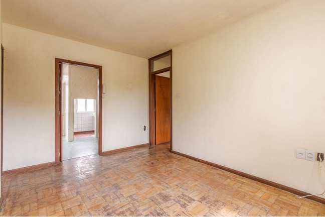 Imagem Apartamento com 3 Quartos à Venda, 78 m² em São Sebastião - Porto Alegre