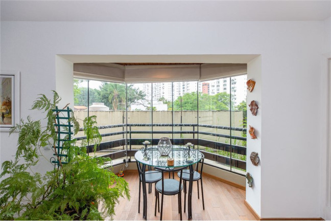 Imagem Imóvel com 3 Quartos à Venda,  em Real Parque - São Paulo