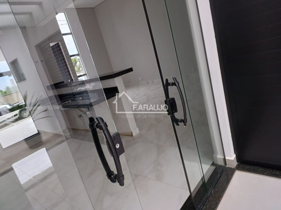 Imagem Imóvel com 3 Quartos à Venda, 181 m² em Aparecidinha - Sorocaba