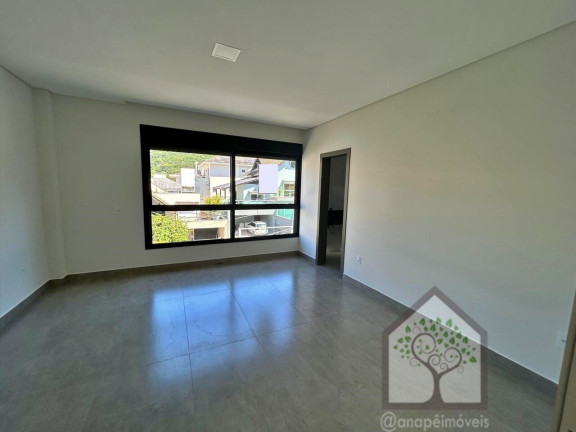 Imagem Casa com 3 Quartos à Venda, 200 m² em Córrego Grande - Florianópolis Imagem Casa com 3 Quartos à Venda, 200 m² em Córrego Grande - Florianópolis
