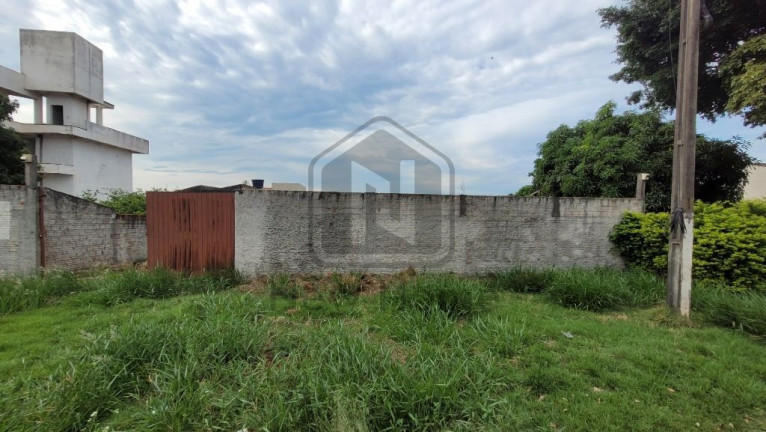 Imagem Terreno à Venda, 675 m² em Santa Cruz - Cascavel