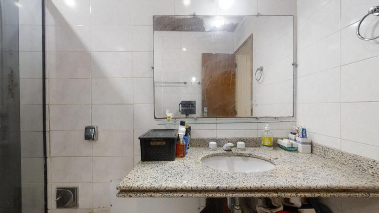 Imagem Imóvel com 3 Quartos à Venda, 130 m² em Flamengo - Rio De Janeiro Imagem Imóvel com 3 Quartos à Venda, 130 m² em Flamengo - Rio De Janeiro