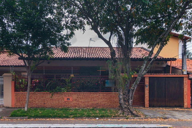 Casa com 3 Quartos à Venda, 425 m² em São Francisco - Niterói