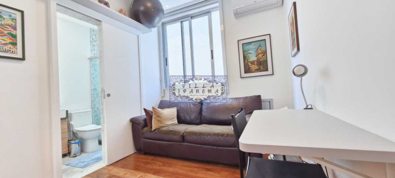 Imagem Apartamento com 2 Quartos à Venda, 67 m² em Ipanema - Rio De Janeiro Imagem Apartamento com 2 Quartos à Venda, 67 m² em Ipanema - Rio De Janeiro