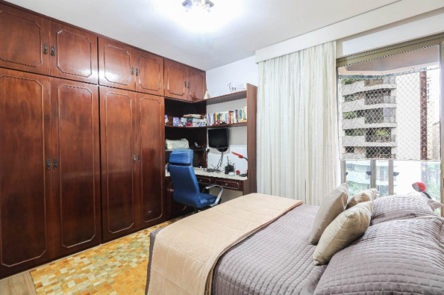 Imagem Imóvel com 4 Quartos à Venda, 173 m² em Itaim Bibi - São Paulo Imagem Imóvel com 4 Quartos à Venda, 173 m² em Itaim Bibi - São Paulo