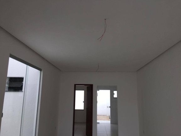 Imagem Casa com 2 Quartos à Venda, em Conceicão - Feira De Santana Imagem Casa com 2 Quartos à Venda, em Conceicão - Feira De Santana