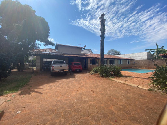 Imagem Casa com 3 Quartos à Venda, 10 m² em Santo Antônio - Campo Grande Imagem Casa com 3 Quartos à Venda, 10 m² em Santo Antônio - Campo Grande