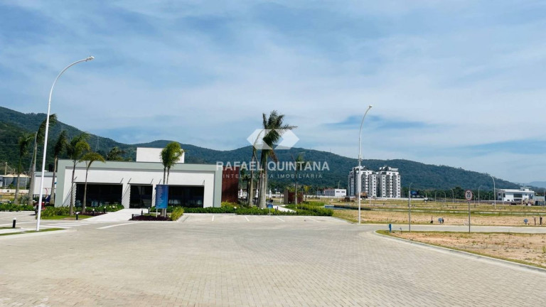 Imagem Terreno à Venda, 150 m² em Beira Rio - Biguaçu Imagem Terreno à Venda, 150 m² em Beira Rio - Biguaçu