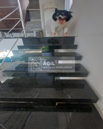 Imagem Casa com 4 Quartos à Venda, 300 m² em Loteamento Villa Branca - Jacareí Imagem Casa com 4 Quartos à Venda, 300 m² em Loteamento Villa Branca - Jacareí