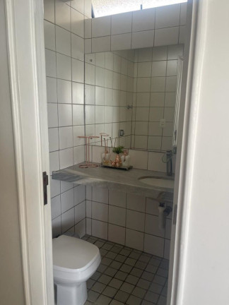 Imagem Apartamento com 4 Quartos à Venda, 220 m²