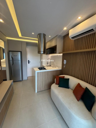 Imagem Imóvel com 1 Quarto para Alugar, 32 m² em Moema - São Paulo