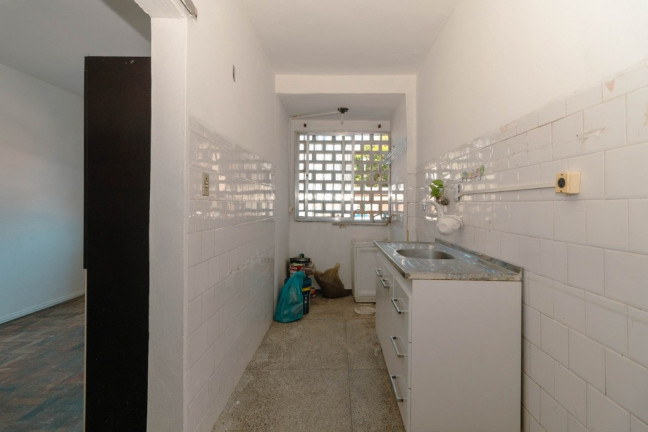Imagem Imóvel com 2 Quartos à Venda, em Petrópolis - Porto Alegre Imagem Imóvel com 2 Quartos à Venda, em Petrópolis - Porto Alegre