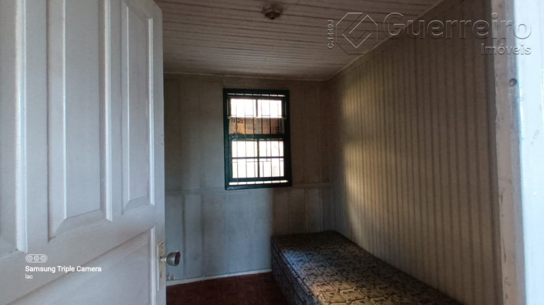Imagem Casa com 2 Quartos à Venda, 210 m² em Agronômica - Florianópolis Imagem Casa com 2 Quartos à Venda, 210 m² em Agronômica - Florianópolis