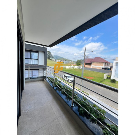 Imagem Casa com 4 Quartos à Venda, 305 m² em Areias - Camboriú Imagem Casa com 4 Quartos à Venda, 305 m² em Areias - Camboriú
