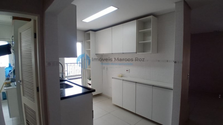Imagem Apartamento com 3 Quartos à Venda, 119 m² em Jardim Tupanci - Barueri