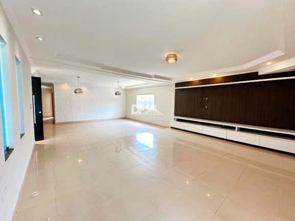 Imagem Casa com 3 Quartos à Venda, 500 m² em Vicente Pires - Brasília Imagem Casa com 3 Quartos à Venda, 500 m² em Vicente Pires - Brasília