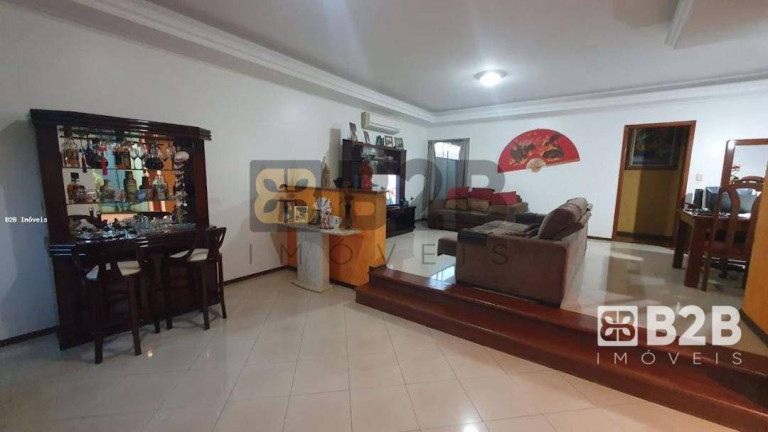 Casa com 3 Quartos à Venda, 360 m² em Villaggio I - Bauru
