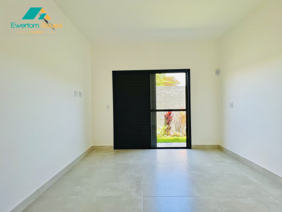 Imagem Casa com 3 Quartos à Venda, 120 m² em Jardim Estância Brasil - Atibaia Imagem Casa com 3 Quartos à Venda, 120 m² em Jardim Estância Brasil - Atibaia