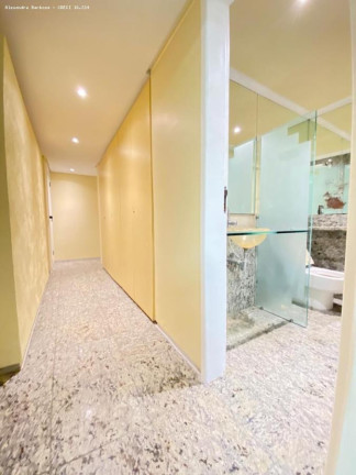 Imagem Apartamento com 4 Quartos à Venda, 201 m² em Aflitos - Recife