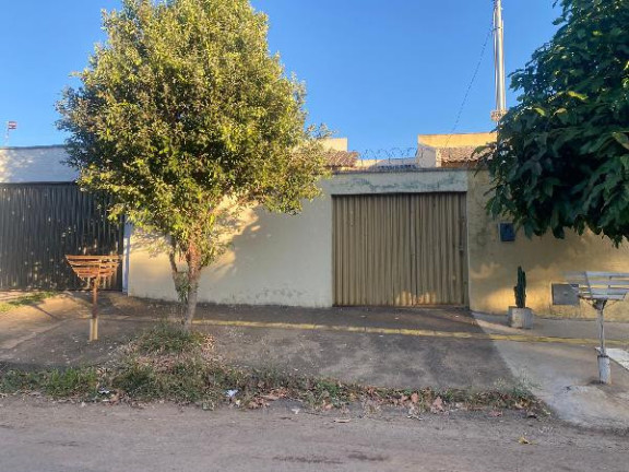 Casa com 3 Quartos à Venda, 123 m² em Loteamento Tropical Verde - Goiania