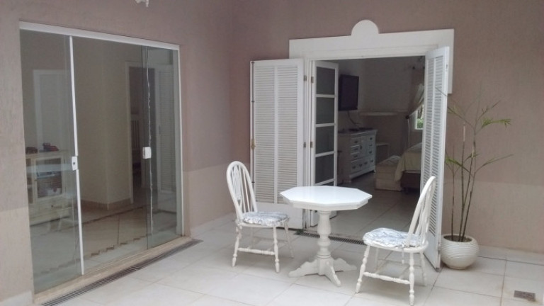 Imagem Casa com 5 Quartos à Venda, 2.000 m² em Alpahville  - Alphaville