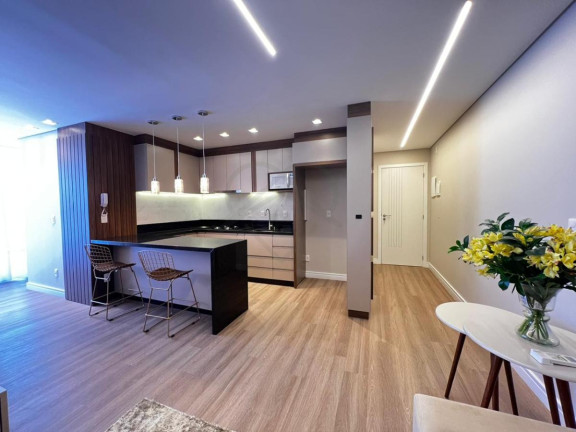 Imagem Apartamento com 2 Quartos à Venda, 77 m²
