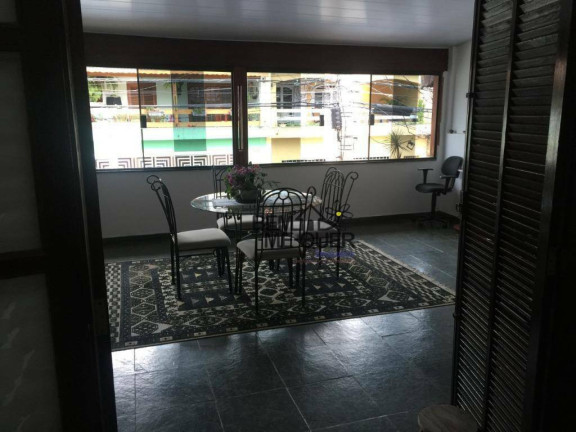 Imagem Sobrado com 3 Quartos à Venda, 200 m² em Jardim Mutinga - São Paulo Imagem Sobrado com 3 Quartos à Venda, 200 m² em Jardim Mutinga - São Paulo