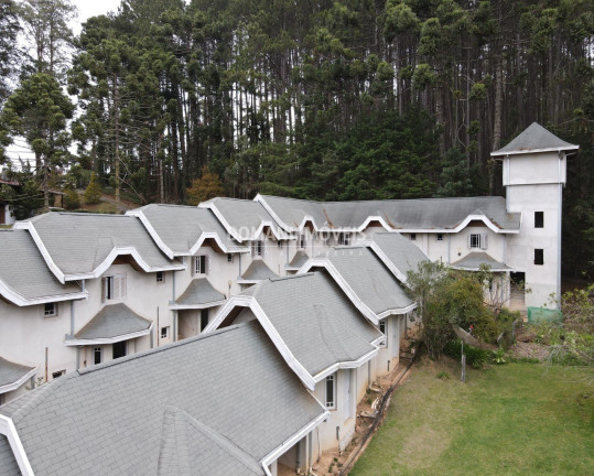 Imagem Imóvel com 30 Quartos à Venda, 1.600 m² em Região Do Jardim Do Embaixador - Campos Do Jordão Imagem Imóvel com 30 Quartos à Venda, 1.600 m² em Região Do Jardim Do Embaixador - Campos Do Jordão