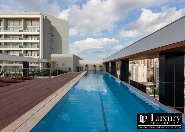Apartamento à Venda,  em Vila Olimpia - São Paulo