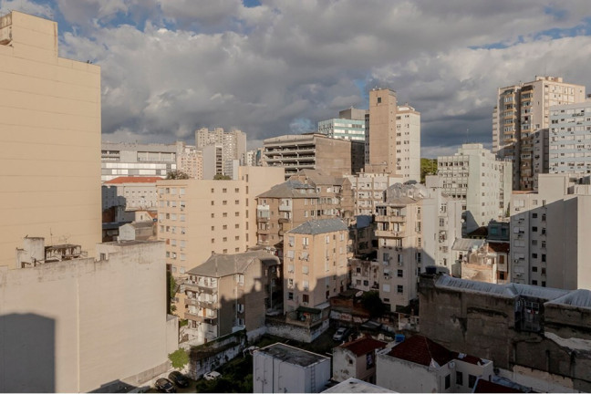 Imagem Apartamento com 1 Quarto à Venda, 150 m² em Centro Histórico - Porto Alegre Imagem Apartamento com 1 Quarto à Venda, 150 m² em Centro Histórico - Porto Alegre