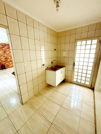 Imagem Casa com 2 Quartos à Venda, 300 m² em Santa Angela - Poços De Caldas Imagem Casa com 2 Quartos à Venda, 300 m² em Santa Angela - Poços De Caldas