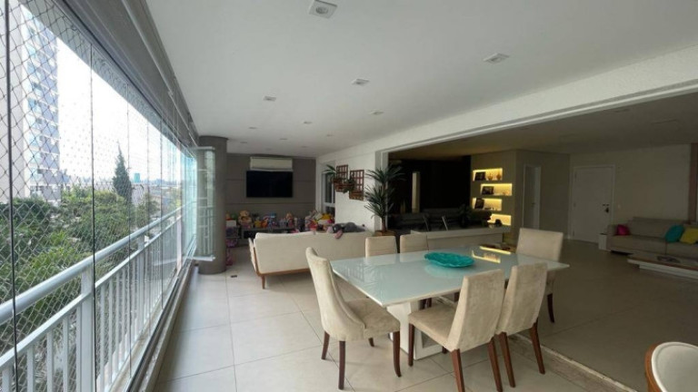 Foto do imóvel Apartamento com 3 Quartos à Venda, 198 m² em Santo Antônio - São Caetano Do Sul