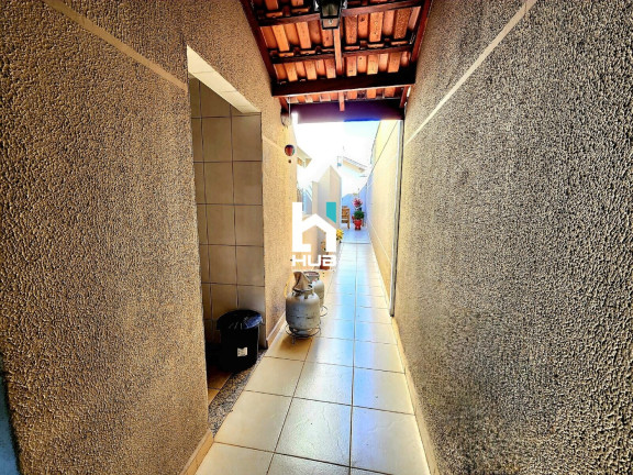 Imagem Casa com 3 Quartos à Venda, 150 m² Imagem Casa com 3 Quartos à Venda, 150 m²