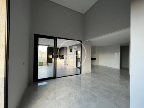Imagem Casa com 3 Quartos à Venda, 426 m² em Goiânia